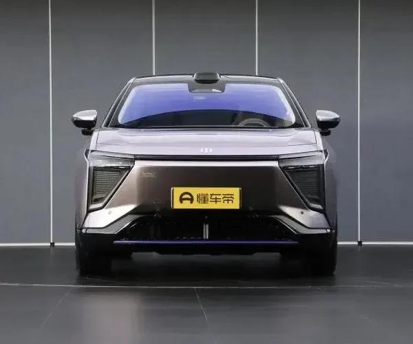 Hiphi Y 765km Ultimate Long Range Rwd Vehicle – In Stock in China | EVOVED
