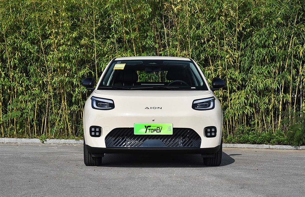 imgi_3_1_3(29) GAC AION UT Super 2026 – China Export Vehicle | EVOVED - Image 1