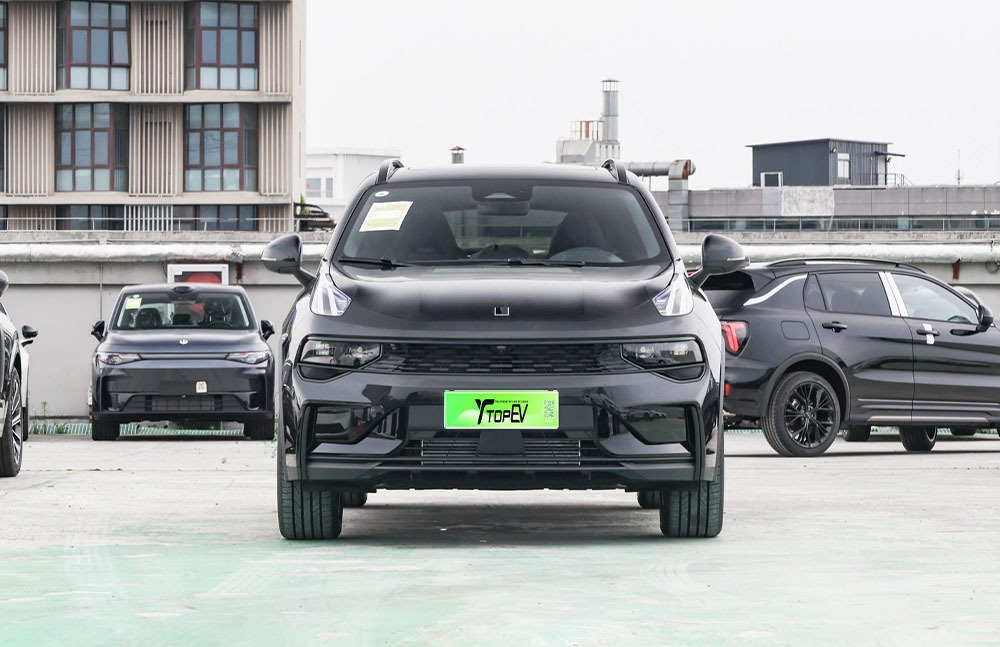 imgi_3_1_3(33) 2026 Lynk & Co 01 – China Export Vehicle | EVOVED - Image 1