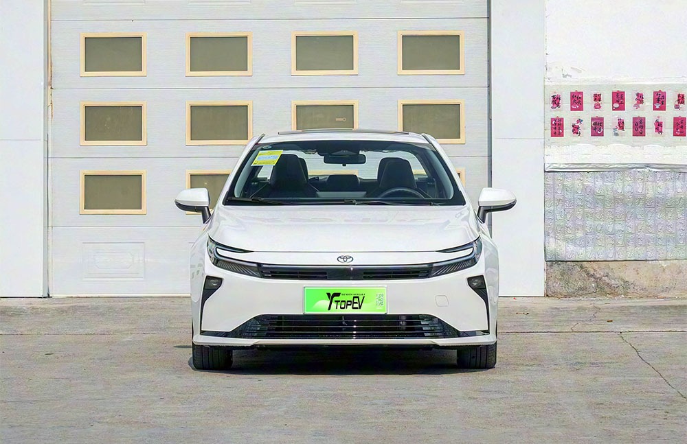 imgi_3_1_3(49) Toyota Corolla 2026 – Factory Price From China | EVOVED - Image 1
