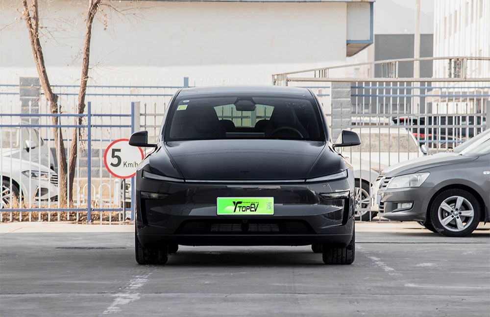 imgi_3_1_3(70) Tesla Model Y L 2026 – Factory Price From China | EVOVED - Image 1
