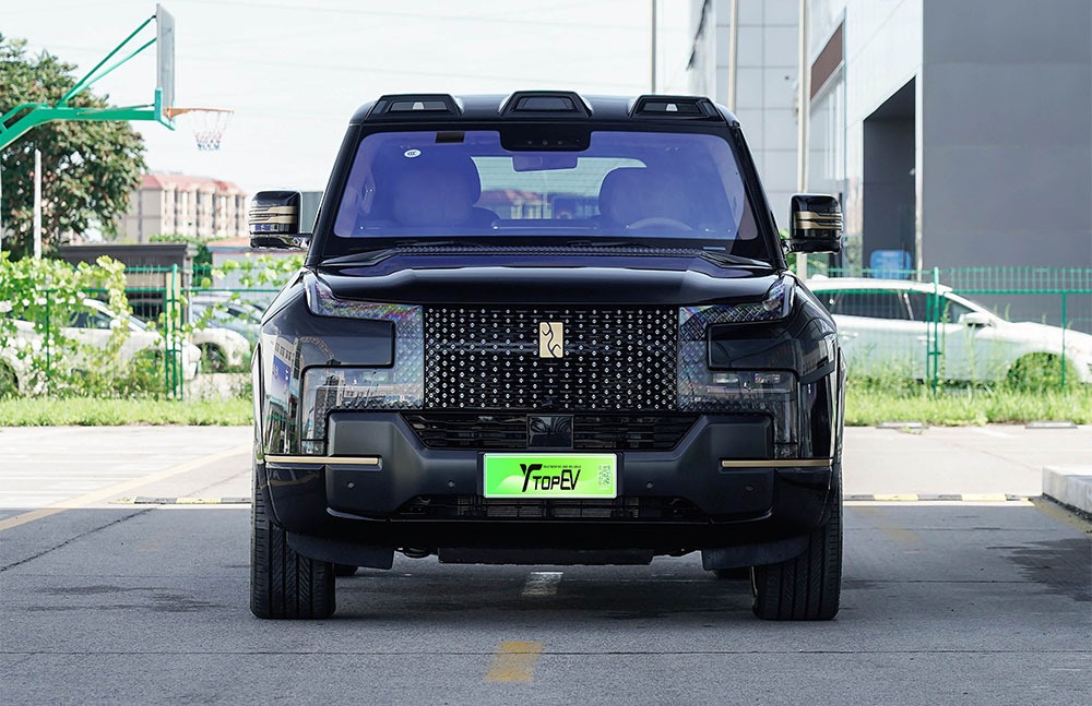 imgi_3_1_3(77) BYD Yangwang U8 L 2026 – Factory Price From China | EVOVED - Image 1