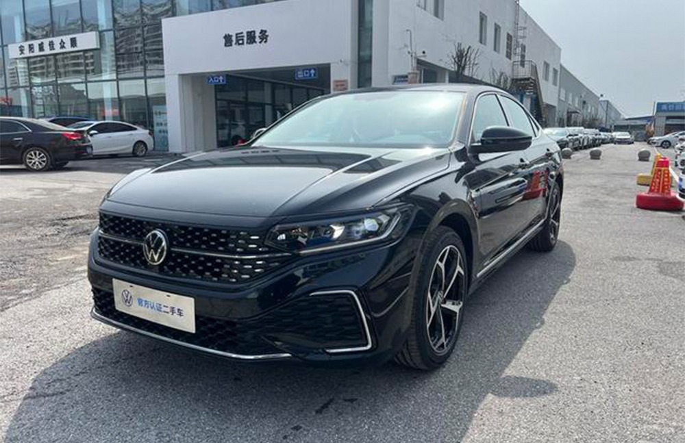 imgi_3_Parsent 1 2026 Passat Premium Edition 380TSI Starry Sky Dragon Edition – In Stock in China | EVOVED - Image 1
