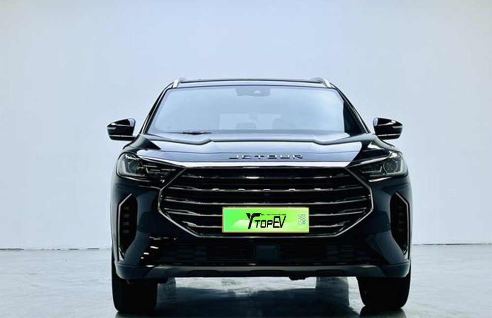imgi_3_jetour x70 1 Jetour X70 PLUS 2026 model 1.6T DCT Pro 5-seater – China Export Vehicle | EVOVED - Image 1