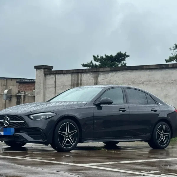 Mercedes-Benz C-Class Car – In Stock in China | EVOVED