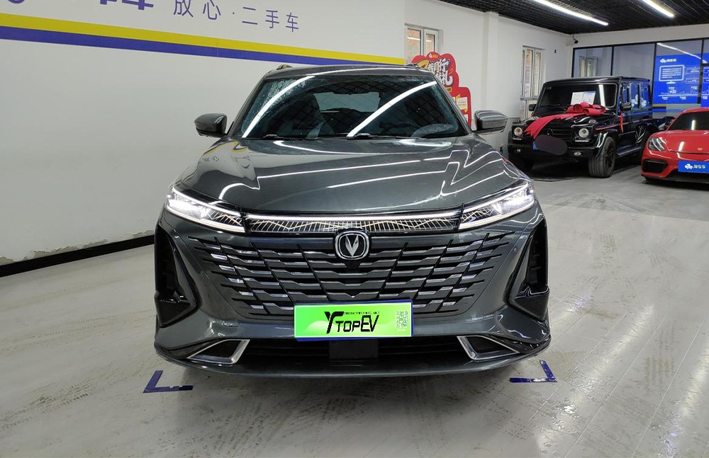 imgi_4_cs75 2 Changan CS75 PLUS 2026 Model Third Generation 1.5T Automatic Premium Version – Factory Price From China | EVOVED - Image 1