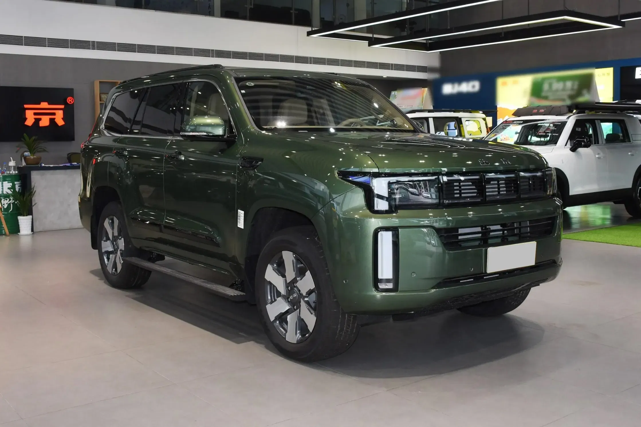 imgi_90_High-Quality-Baic-Bei-Jing-Bj60-Thunder-2024-4WD-5-Seats-Intelligent-Ran Baic Bj60 Thunder 2026 4WD 5 Seats Intelligent Range Extended Electric Vehicle Awd Medium-Large SUV – In Stock in China | EVOVED - Image 1
