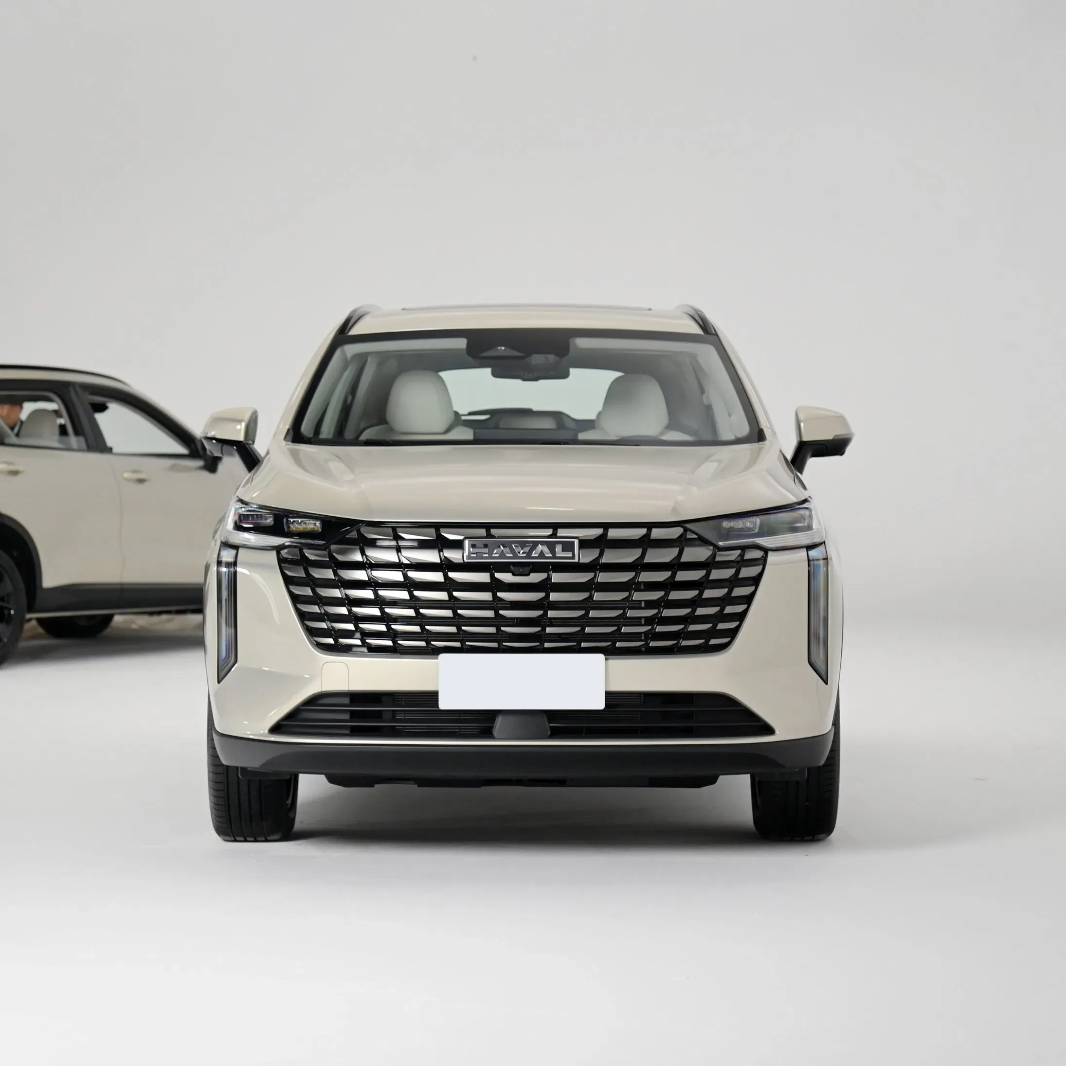 imgi_100_High-Quality-Used-Car-Haval-Conventional-Fuel-Vehicles-200km-H-SUV-Hi Haval H6 – For Sale From China | EVOVED - Image 1