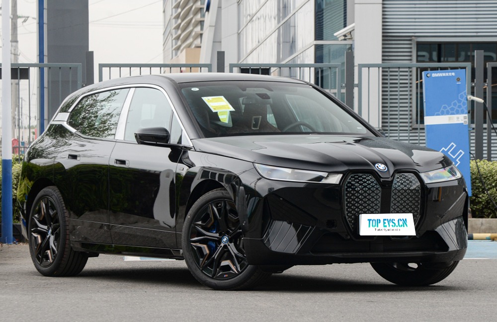 imgi_3_ixzy1 BMW IX – Ready for Export From China | EVOVED - Image 1