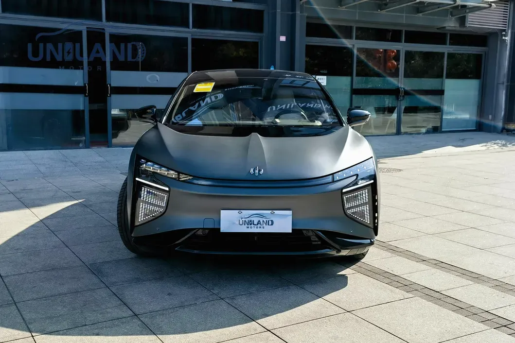 imgi_47_2023-Hiphi-X-New-Energy-New-and-Used-Car (1) Hiphi X – For Sale From China | EVOVED - Image 1