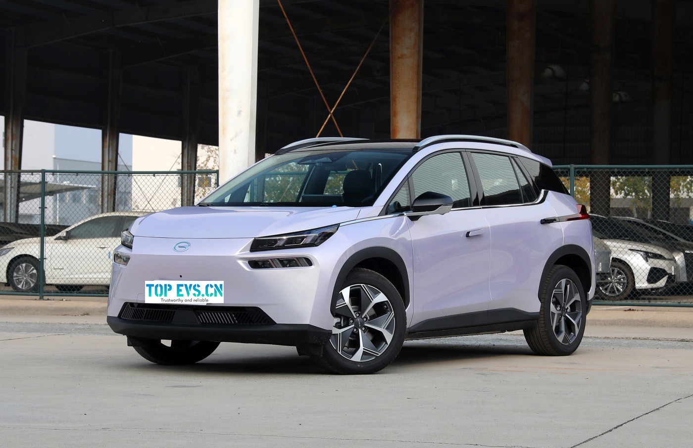 imgi_4_2(19) GAC-AION-V – Ready for Export From China | EVOVED - Image 1