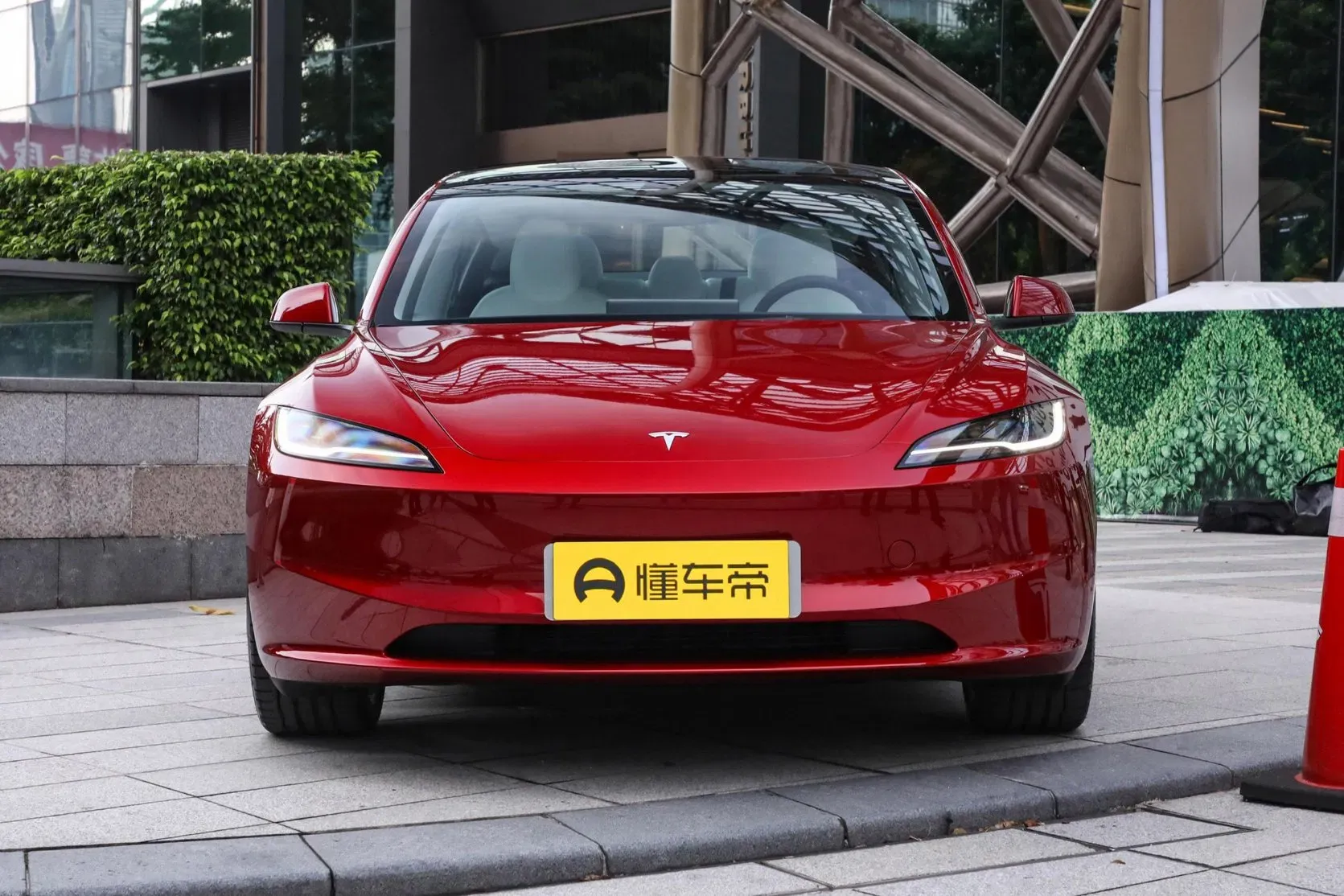 imgi_86_Tesla-Model-3-Second-Hand-New-Energy-Sedan-Pure-Electric-Car Tesla Model 3 – For Sale From China | EVOVED - Image 1