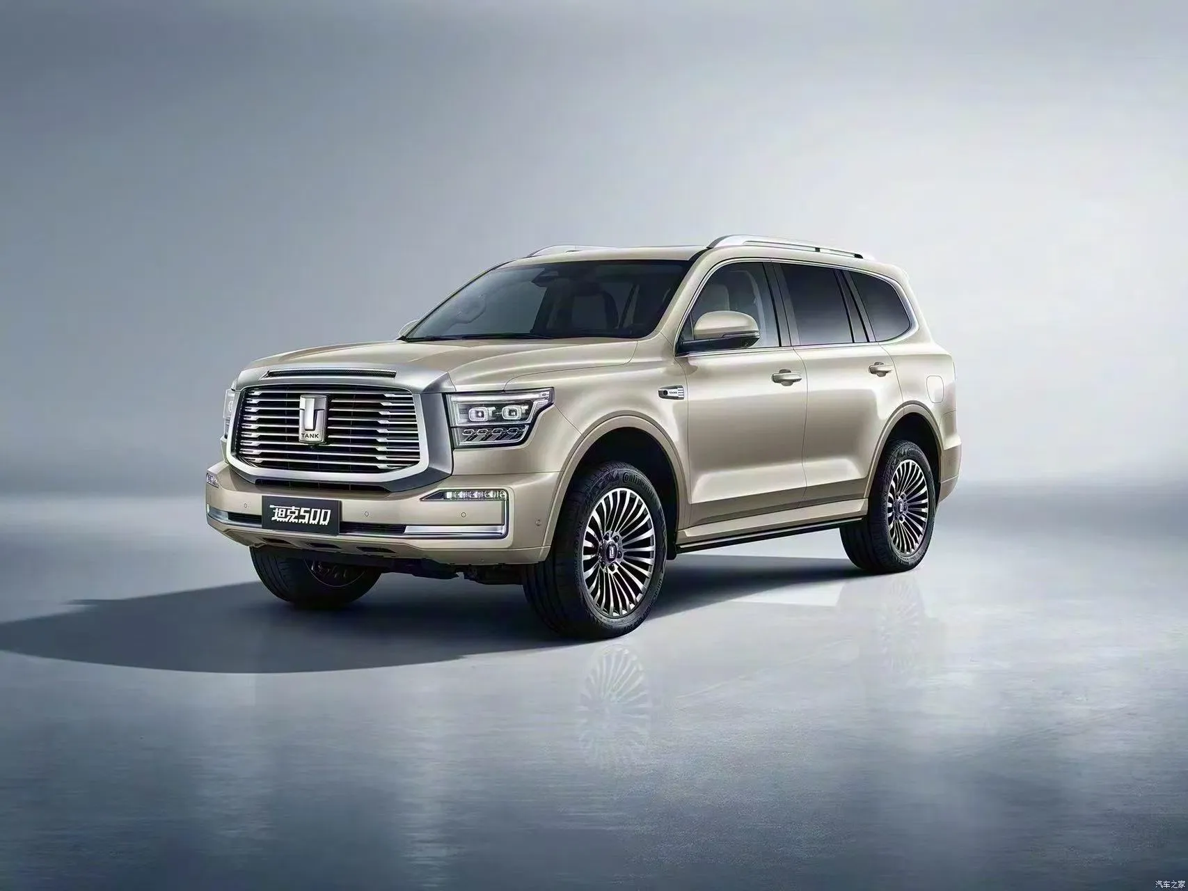 imgi_93_2023-Tank-500-Hybrid-Luxury-off-Road-SUV-for-Export-Second-Hand-Used-Car 2023 Tank 500 Hybrid Luxury off-Road SUV – For Sale From China | EVOVED - Image 1
